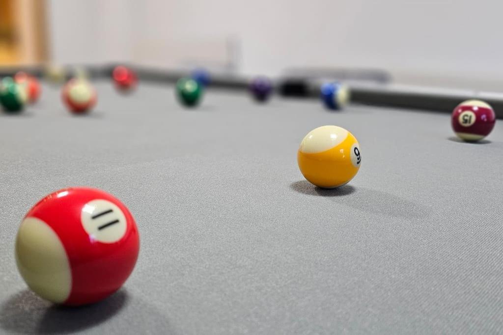The Hive 4 Bed House Pool Table Air-Con Βίλα Μέιντστοουν Εξωτερικό φωτογραφία